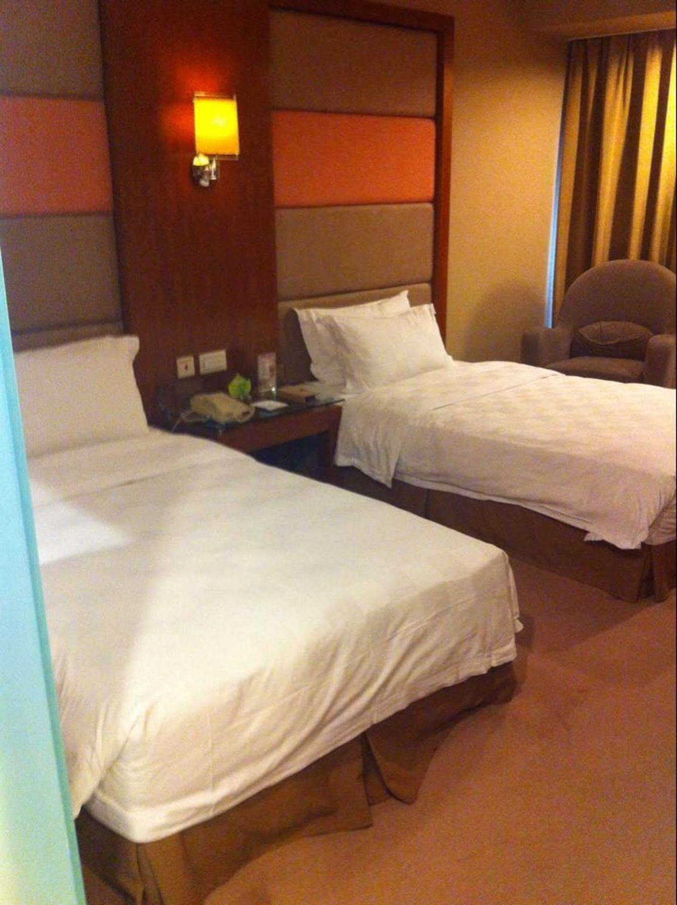 New Times Hotel Shenzhen Railway Station Zewnętrze zdjęcie